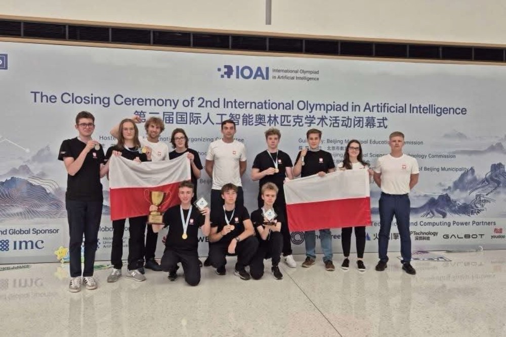 Polska z sukcesami na Międzynarodowej Olimpiadzie Sztucznej Inteligencji