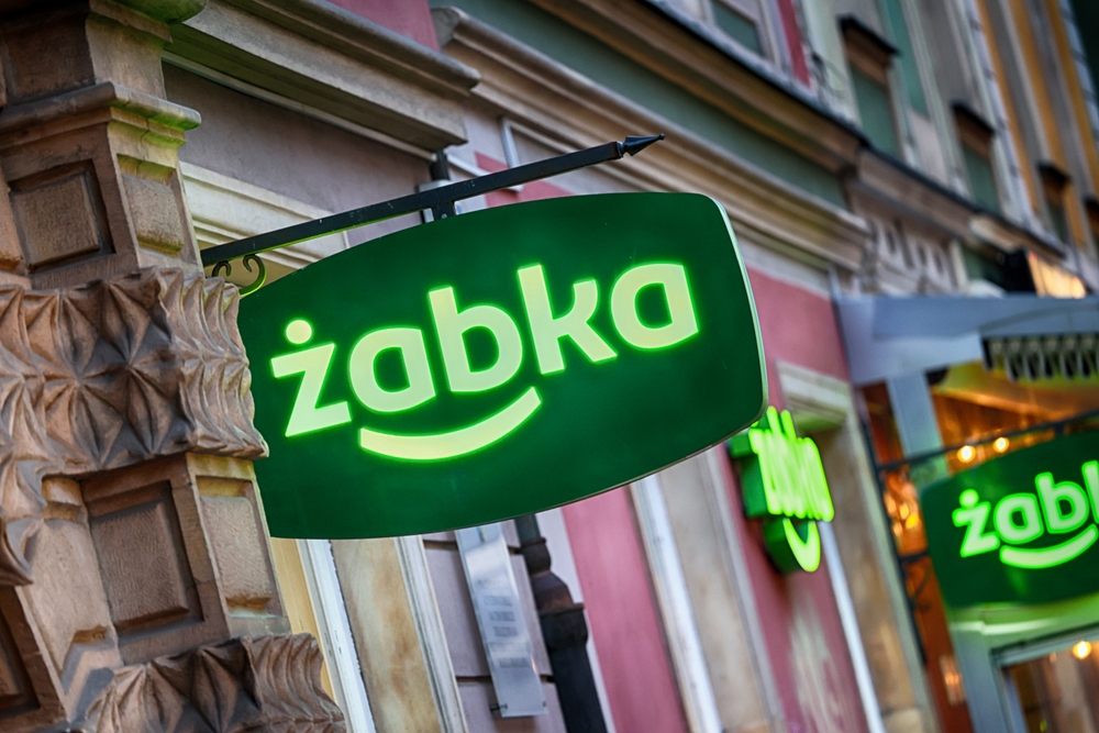 Grupa Żabka z udanym półroczem